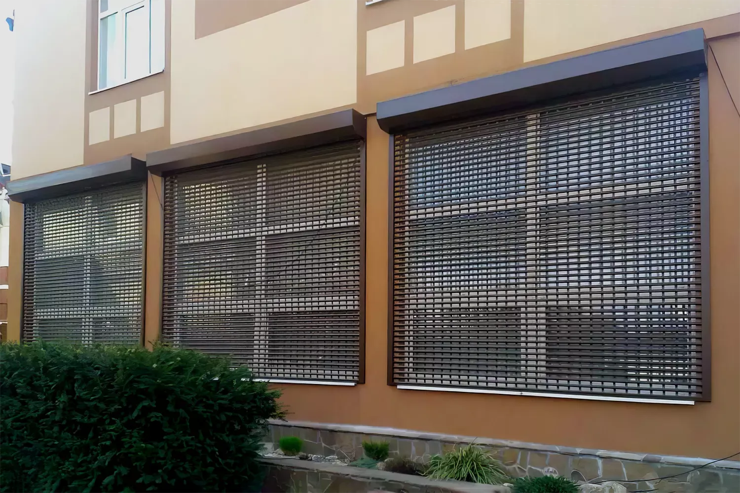 Роллеты решетки забота о вашей безопасности