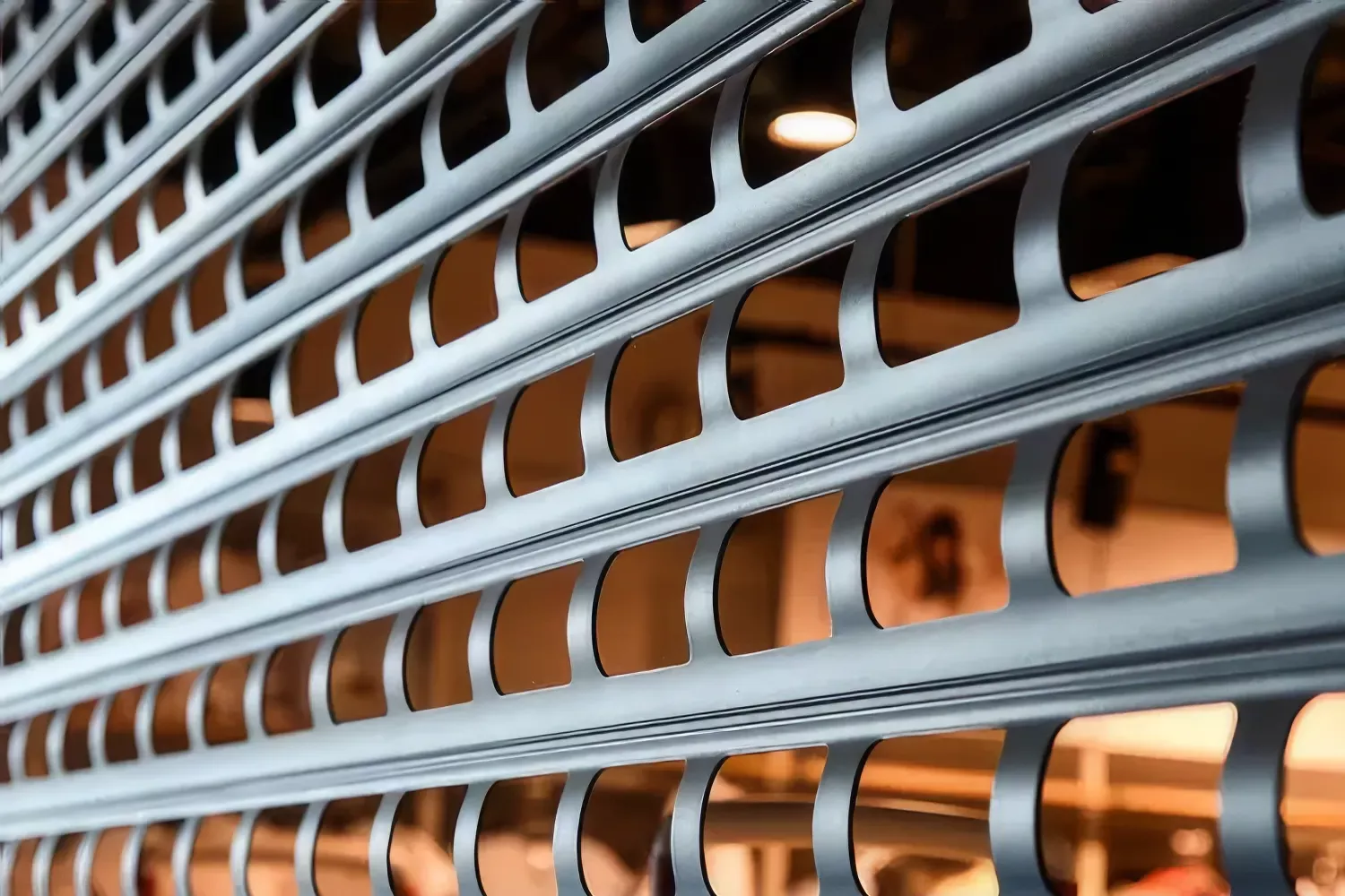 Роллетные решётки для офисов